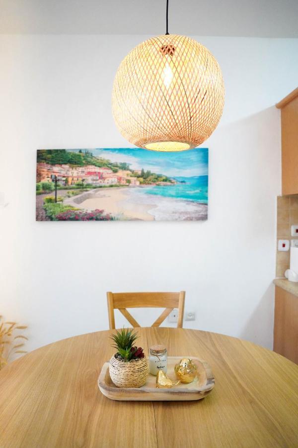 Two Bed Room Apartment 5 Min Walk To The Beach Ейлат Екстериор снимка