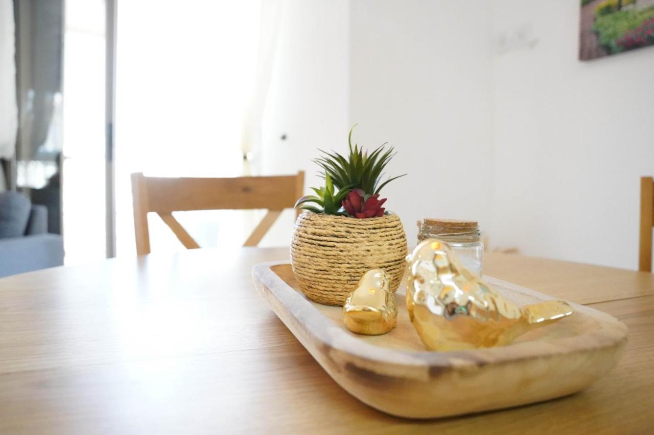 Two Bed Room Apartment 5 Min Walk To The Beach Ейлат Екстериор снимка